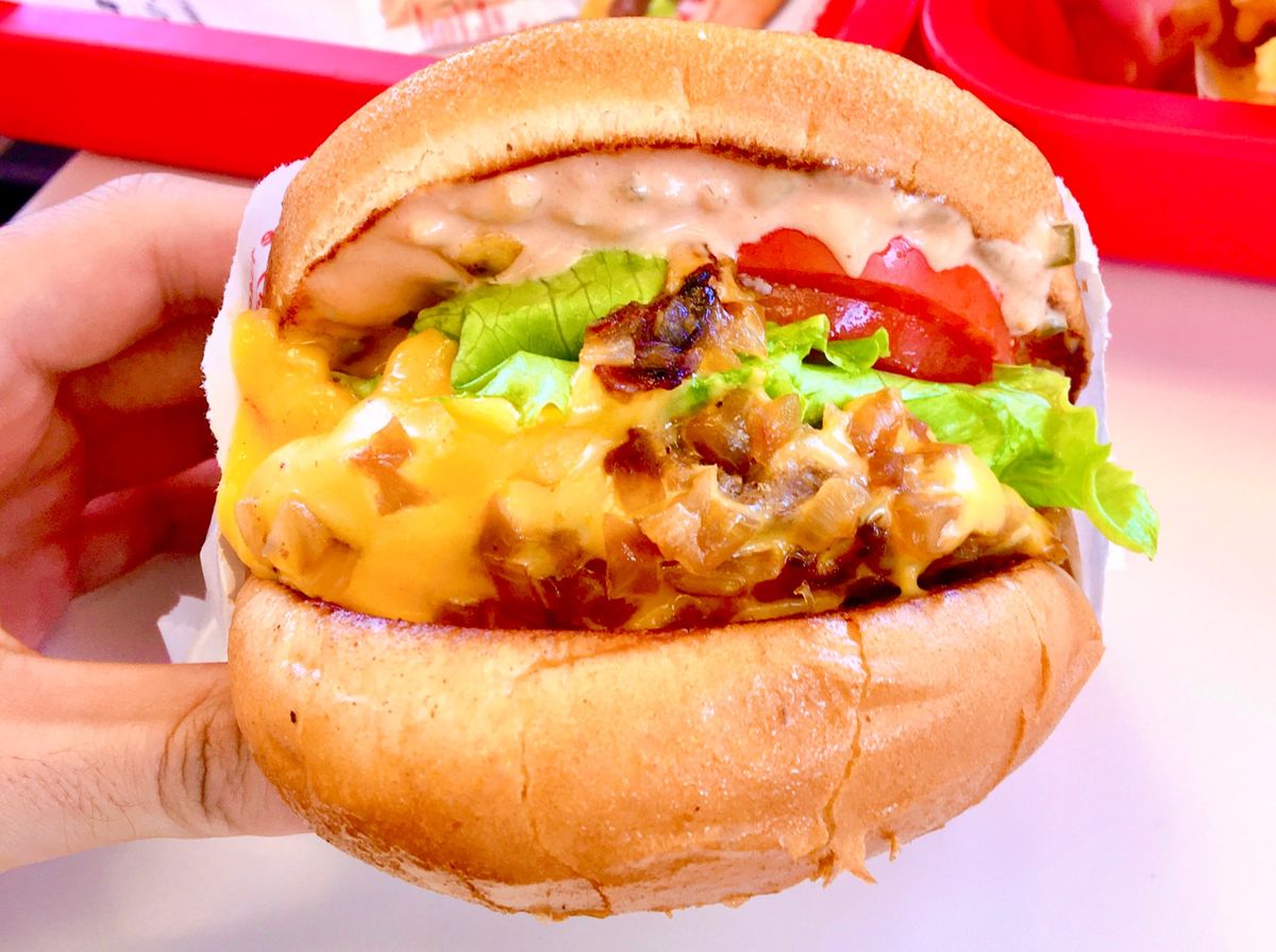 DAY1
Beverly Hills
セレブすぎて旅人には場違いな場所...