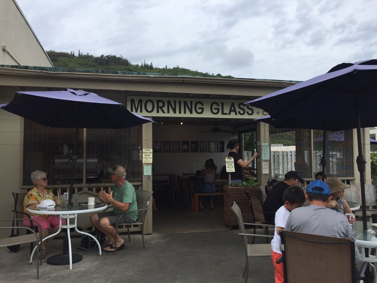 ハワイ大学からマノアにあるモーニンググラスコーヒーへ！  実は初日に行った...