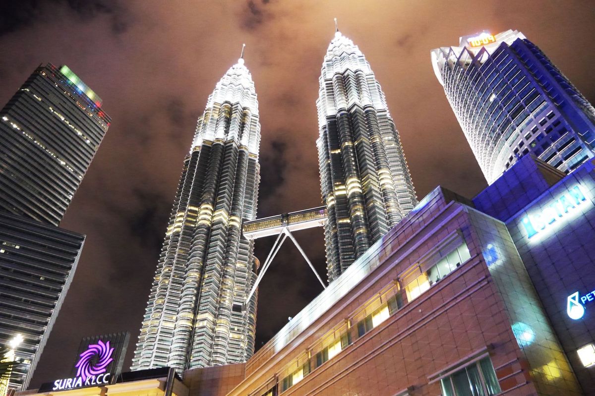 KLは2回目だったので バトゥ洞窟を訪問！
ココナッツ美味しいんだけど、ハ...