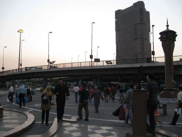 エジプト・カイロ「2010年 エジプト　（アラブの春まで半年）首都カイロから長距離バスでアカバ湾の港町へ」の写真：6 October Bridge (Do...