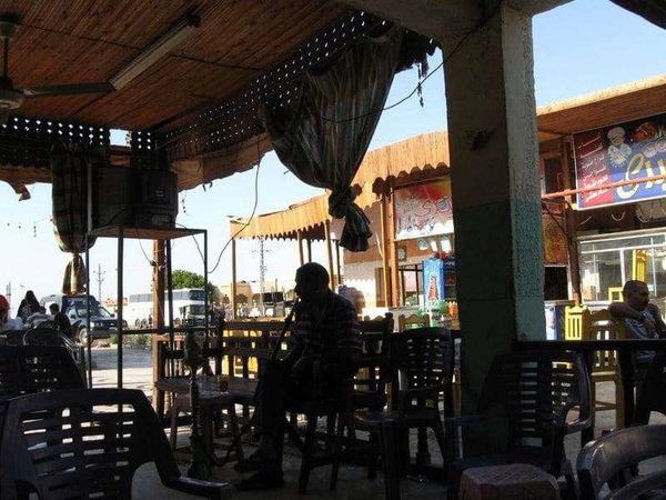 エジプト・カイロ「2010年 エジプト　（アラブの春まで半年）首都カイロから長距離バスでアカバ湾の港町へ」の写真