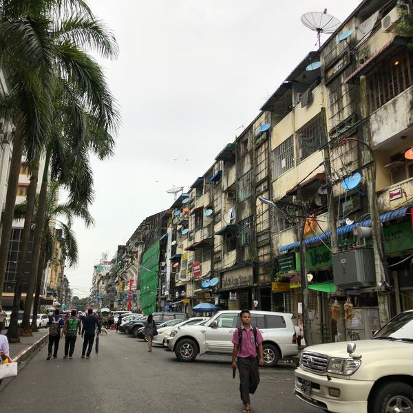 ミャンマー・ヤンゴン「Yangon」の写真