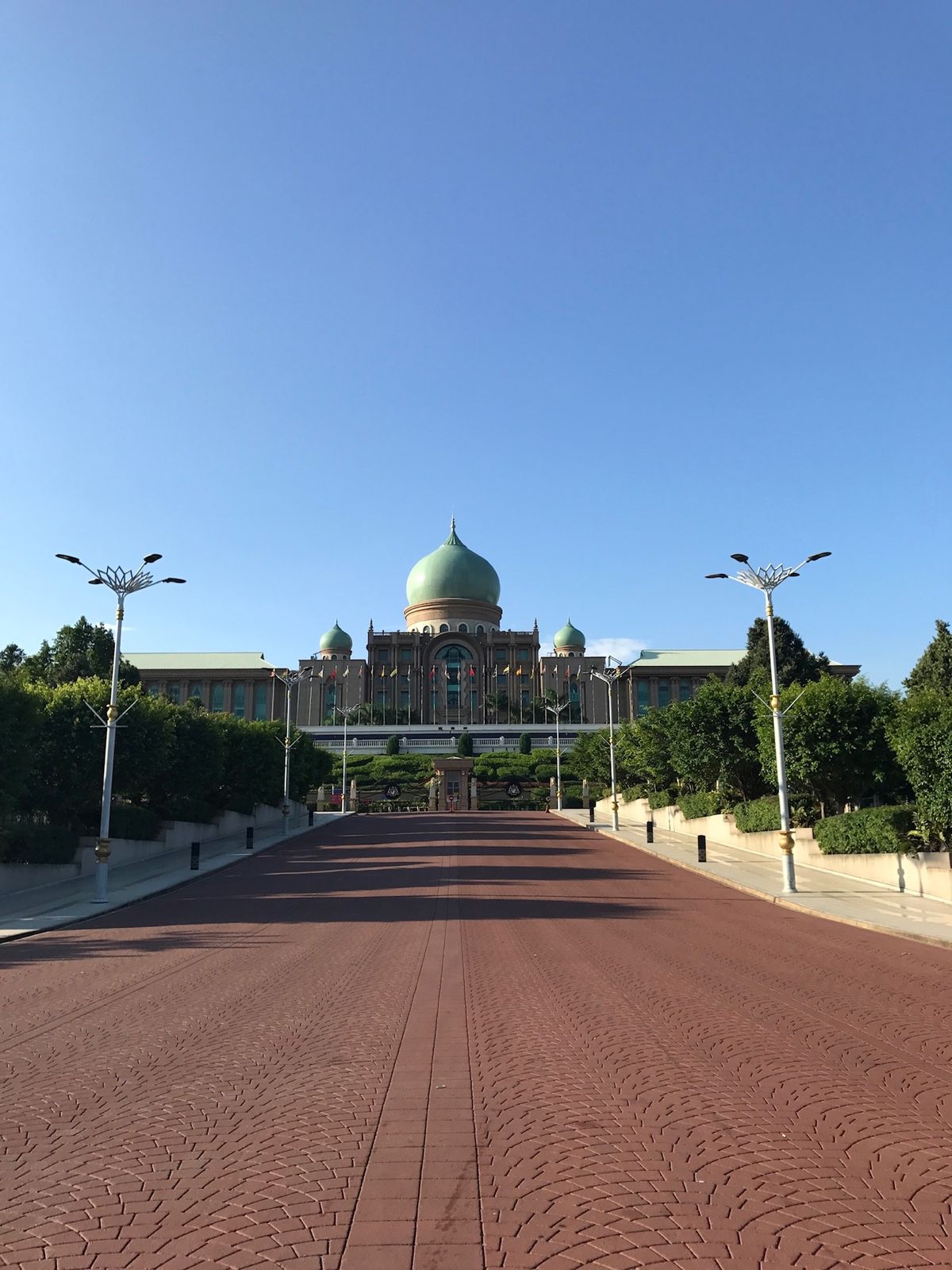 プトラジャヤ🇲🇾

ピンクモスク🕌と
首相官邸🏡