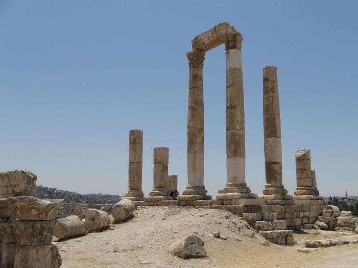 アンマンの城塞から街を望む