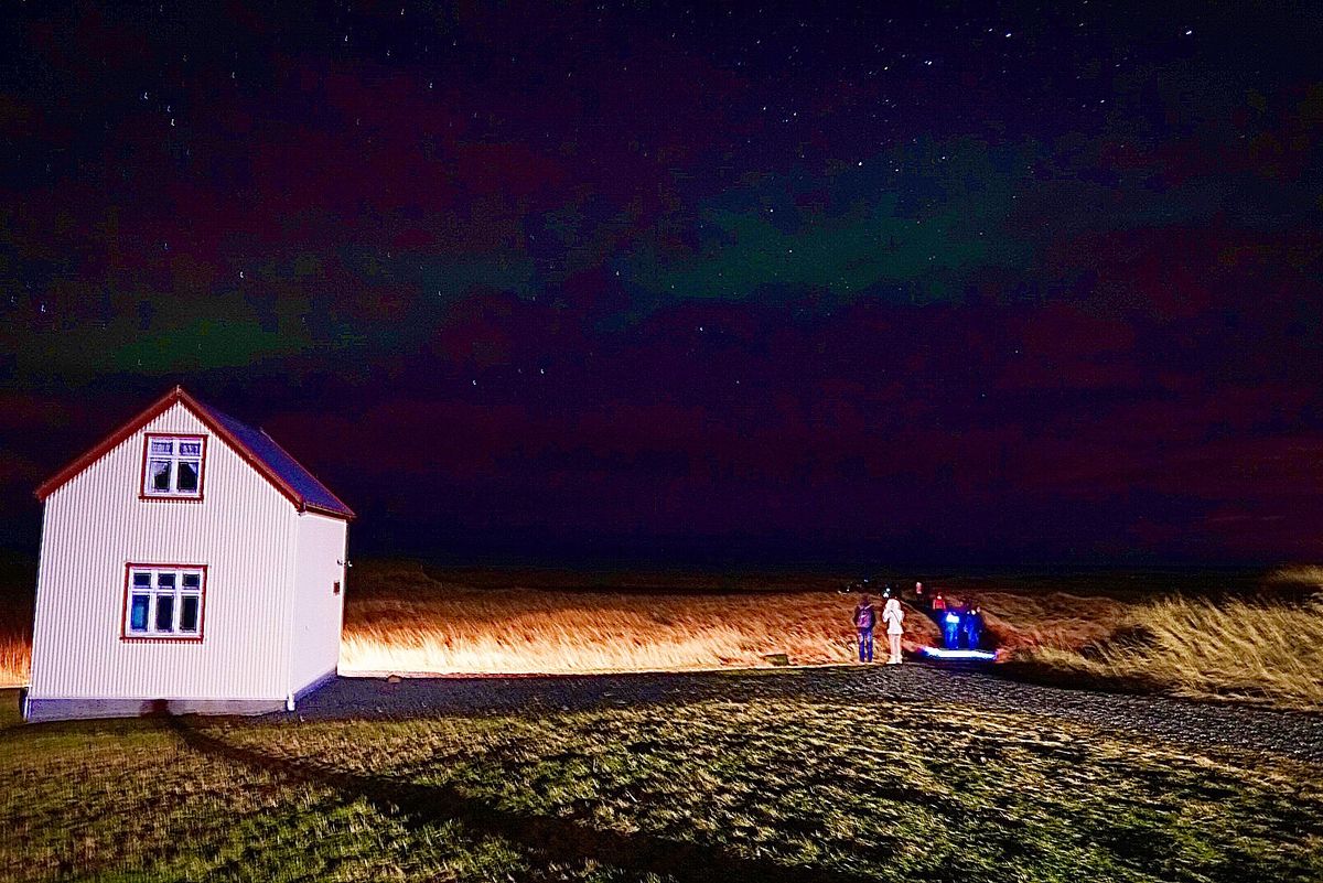 アイスランドで見たオーロラ
薄かったから、あんまり見えなかったけど
出てよ...