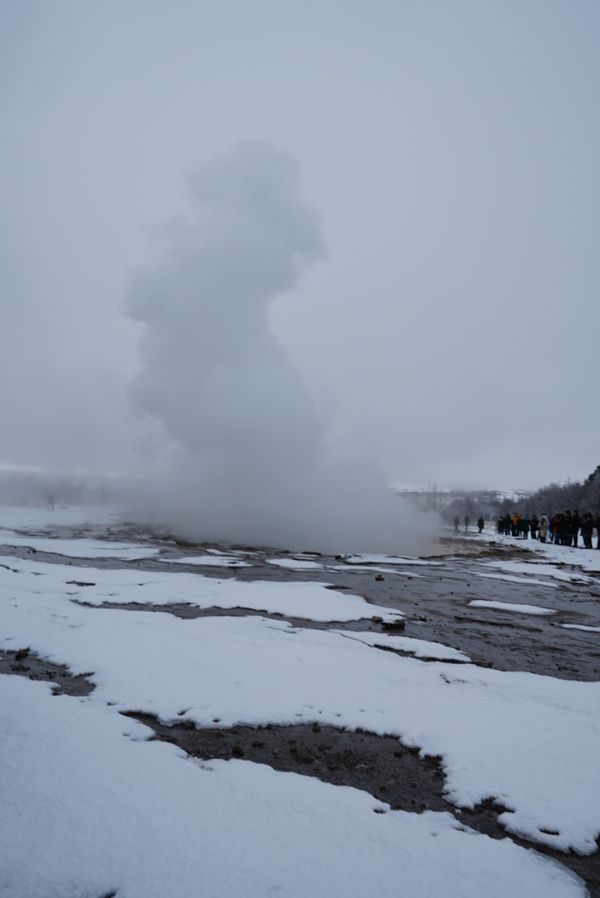 アイスランド「アイスランド」の写真：ストロックル間欠泉
5〜10分おきに、ど...