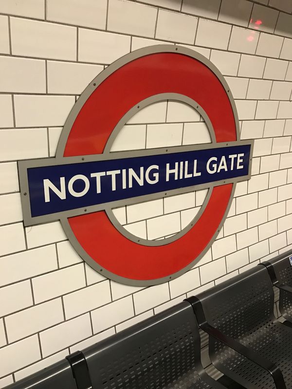 イギリス(英国)・ロンドン、リバプール「ロック聖地巡礼」の写真:ロンドンのメトロはチューブと呼ばれるだけ...