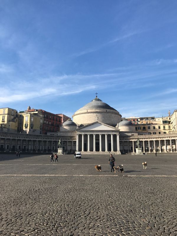 イタリア・ローマ、ナポリ「イタリアでやりたい事」の写真：プレビシート広場～王宮～海岸通りへ