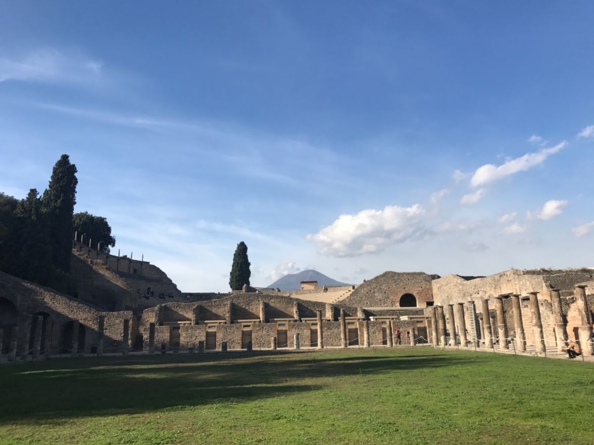 惹かれて止まなかったポンペイ遺跡へ。
