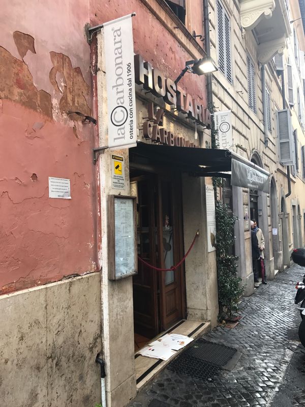 イタリア・ローマ、ナポリ「イタリアでやりたい事」の写真：カルボナーラ発祥の店、その名も「ラ・カル...