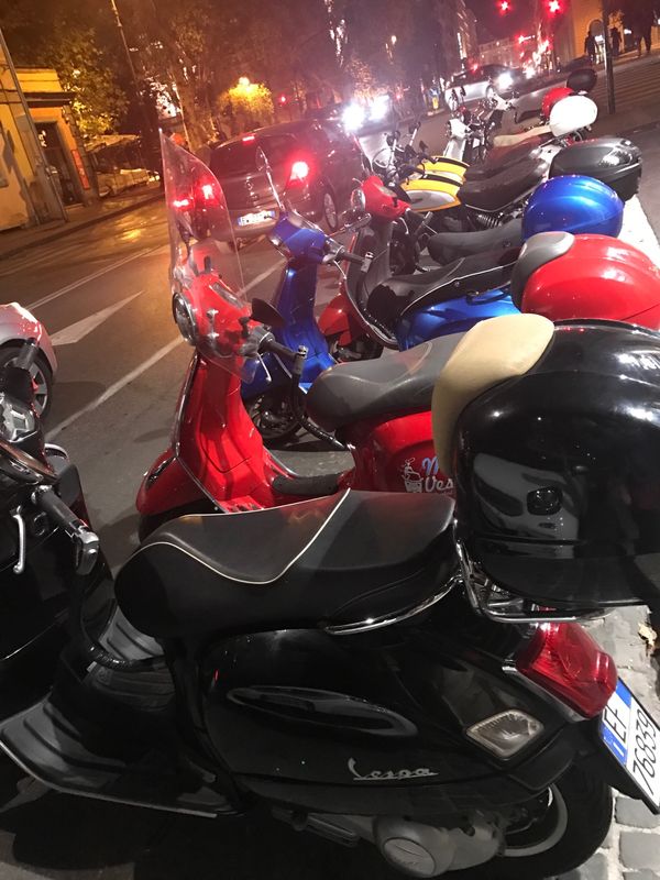 イタリア・ローマ、ナポリ「イタリアでやりたい事」の写真：イタリアには私好みのべスパやフィアットや...