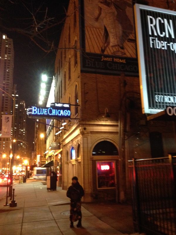 アメリカ(米国)・シカゴ「ブルースを求めてシカゴ」の写真：飛行機が少し遅れて、到着したら最初のライ...