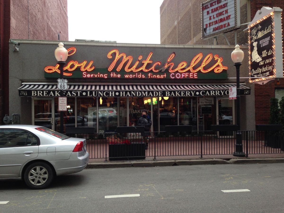 ルート66の出発点だったシカゴから、長距離輸送の旅に出るドライバー達がこぞ...