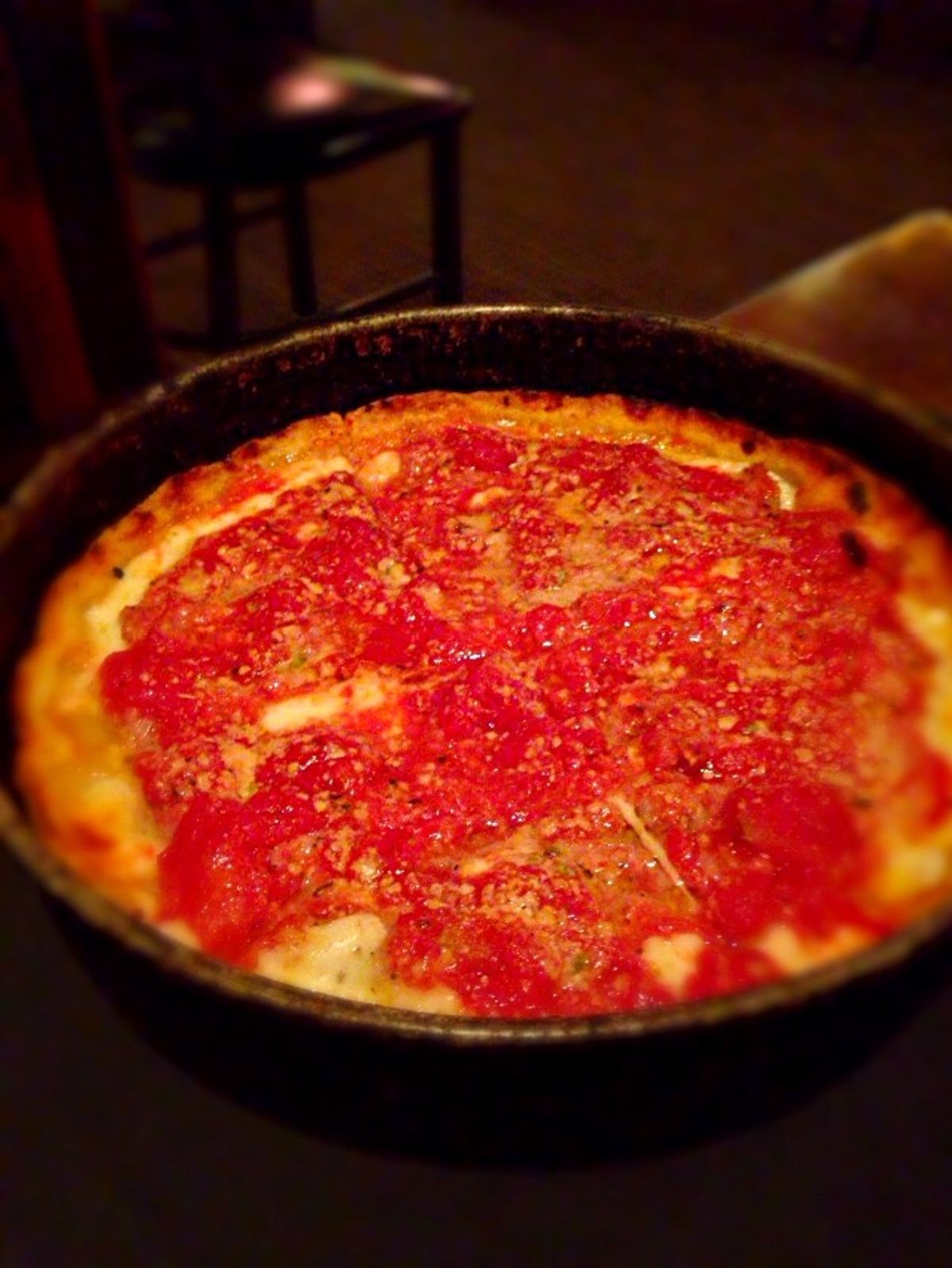 シカゴピザ食べに老舗の「Lou Malnati's」へ。
シカゴピザ発祥...