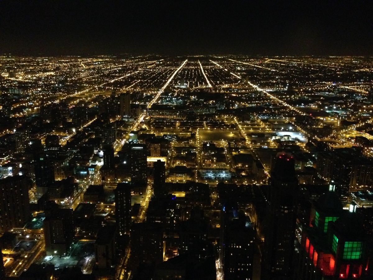 ジョン・ハンコック・センターからシカゴの夜景を。
