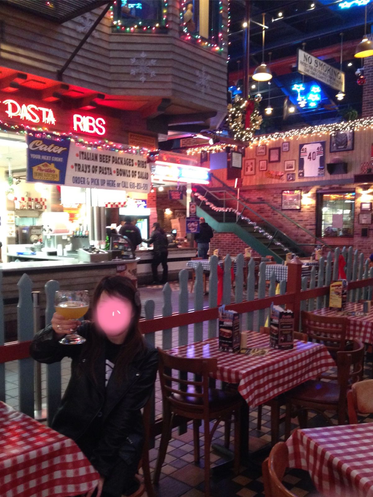 プライムリブ、シカゴピザと並ぶシカゴの名物の1つシカゴドッグをまだ食してい...