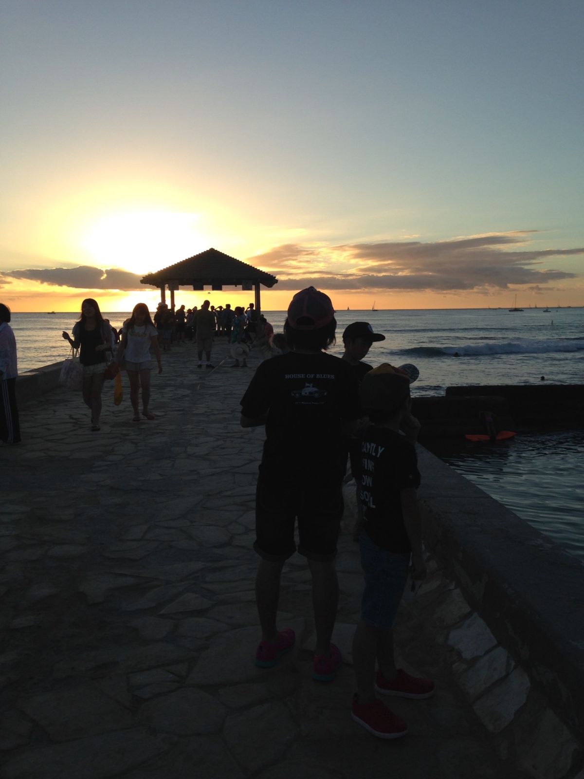 夕暮れのワイキキビーチ