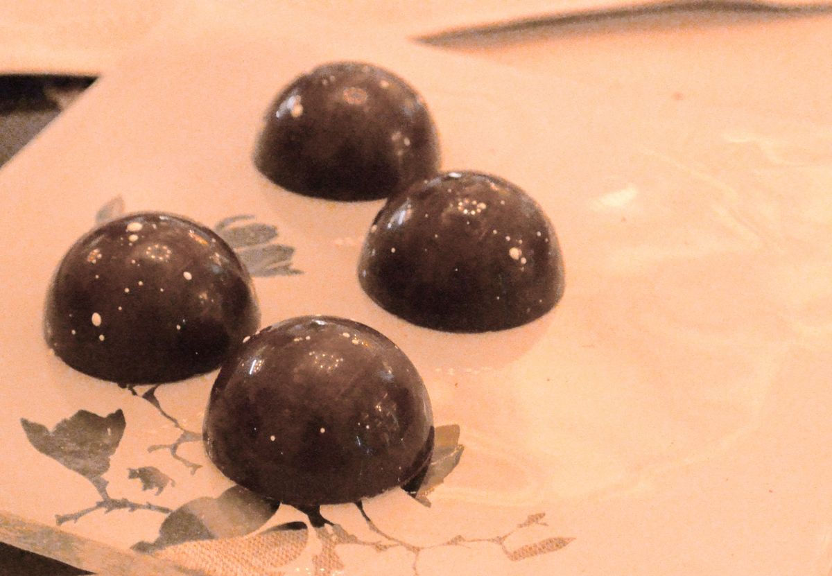 久しぶりのペニンシュラでのアフタヌーンティ 。相変わらずのボリュームでトド...