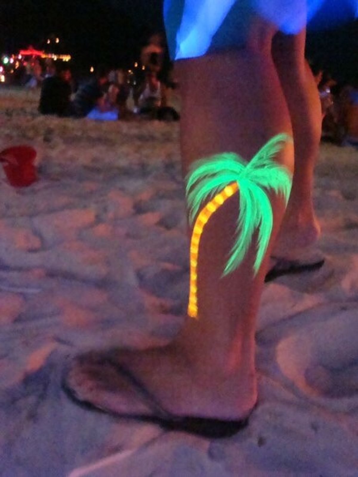 昔すぎて写真が全然ない^^;
これはフルムーンパーティー会場でペイントして...