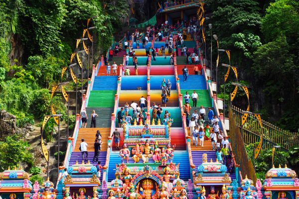 マレーシア・マラッカ「マレーシア：ぷらっとクアラルンプール、マラッカ」の写真：ヒンドゥー教の聖地、バトゥ洞窟。
かなり...