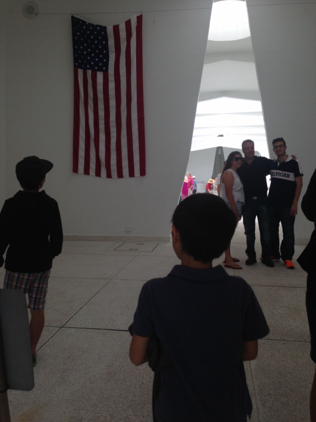 パールハーバーへ。
子供達もそれぞれ何か思うものがあった様子。
ＤＳ持...