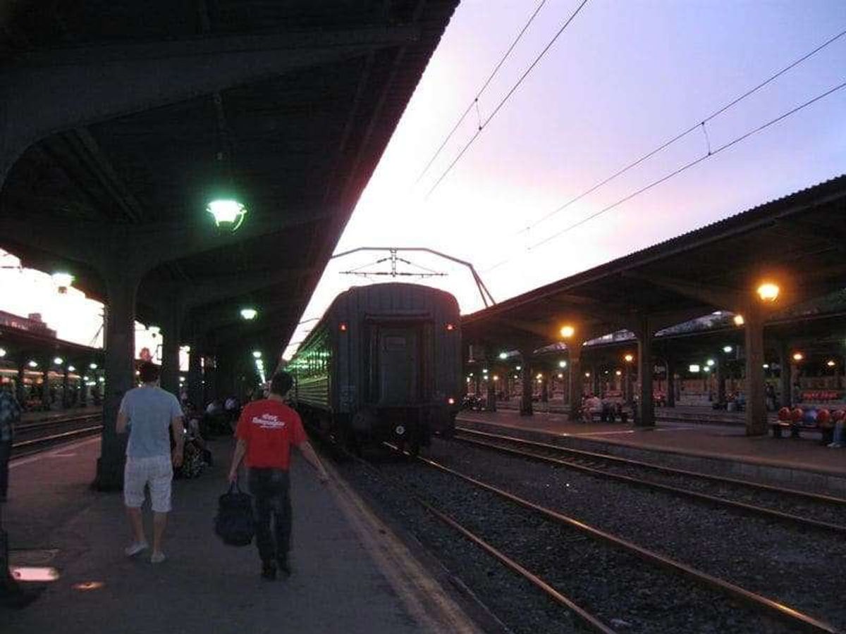 モルドバ行きの夜行に乗ります