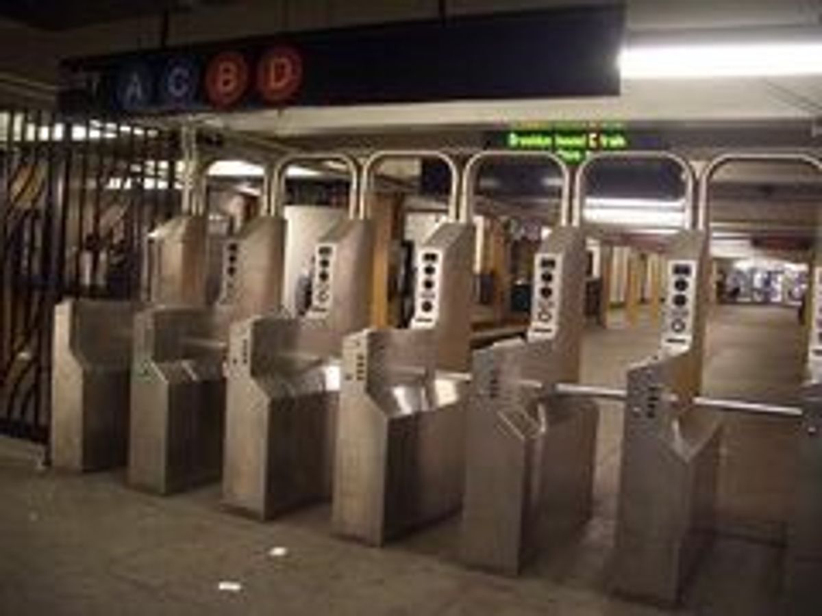 NYの地下鉄
今はだいぶ綺麗だよ。