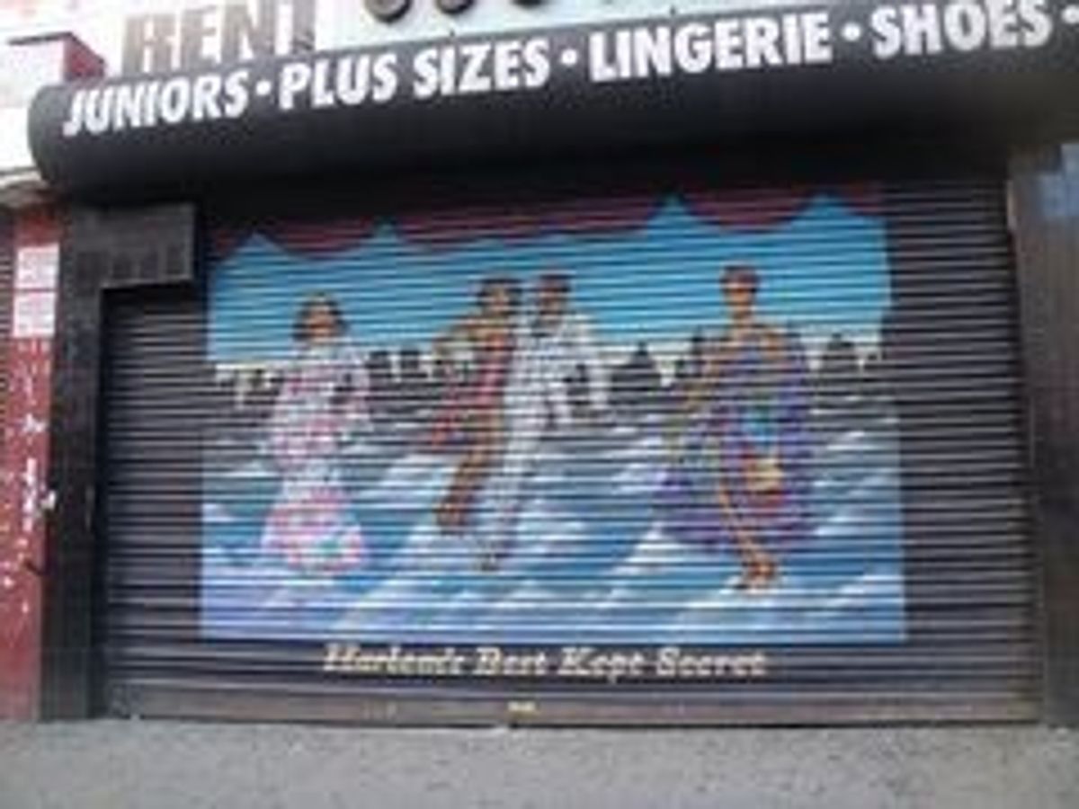 ハーレム125丁目のシャッターに描くフランコさん
御本人に遭遇！