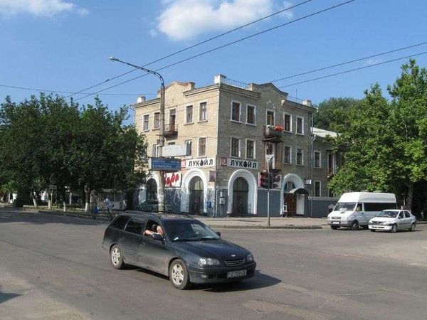 モルドバ共和国・ティラスポリ「2010年 沿ドニエストル共和国 地図にない国 ロシアよりもソ連、ソ連の核兵器が眠る国、日帰り入国」の写真