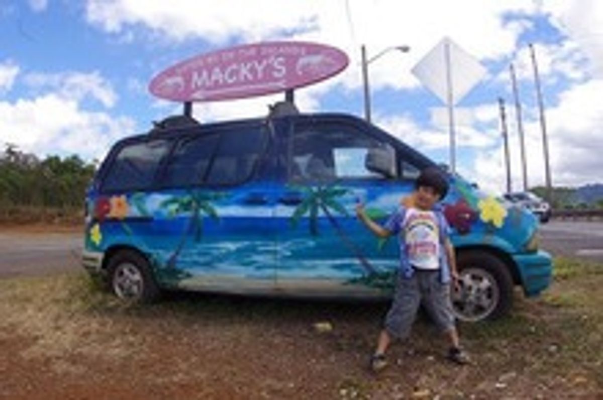 ハレイワまでドライブ。
「MACKY'S」のガーリックシュリンプ美味しい...