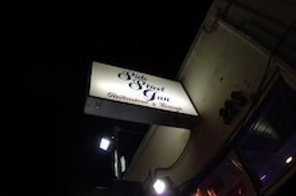 アメリカ(米国)・ホノルル「家族で初海外」の写真：ホノルル市長もお気に入りの「Side S...