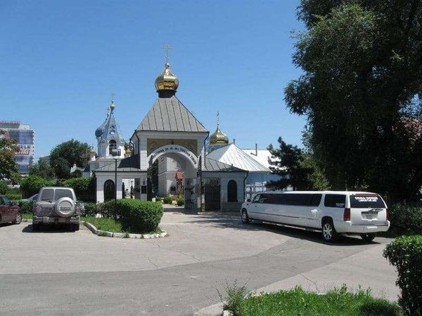 モルドバ共和国・キシナウ「2010年 モルドバ ヨーロッパ最果て、ヨーロッパ最貧、大国に翻弄され続ける国。首都キシナウ」の写真