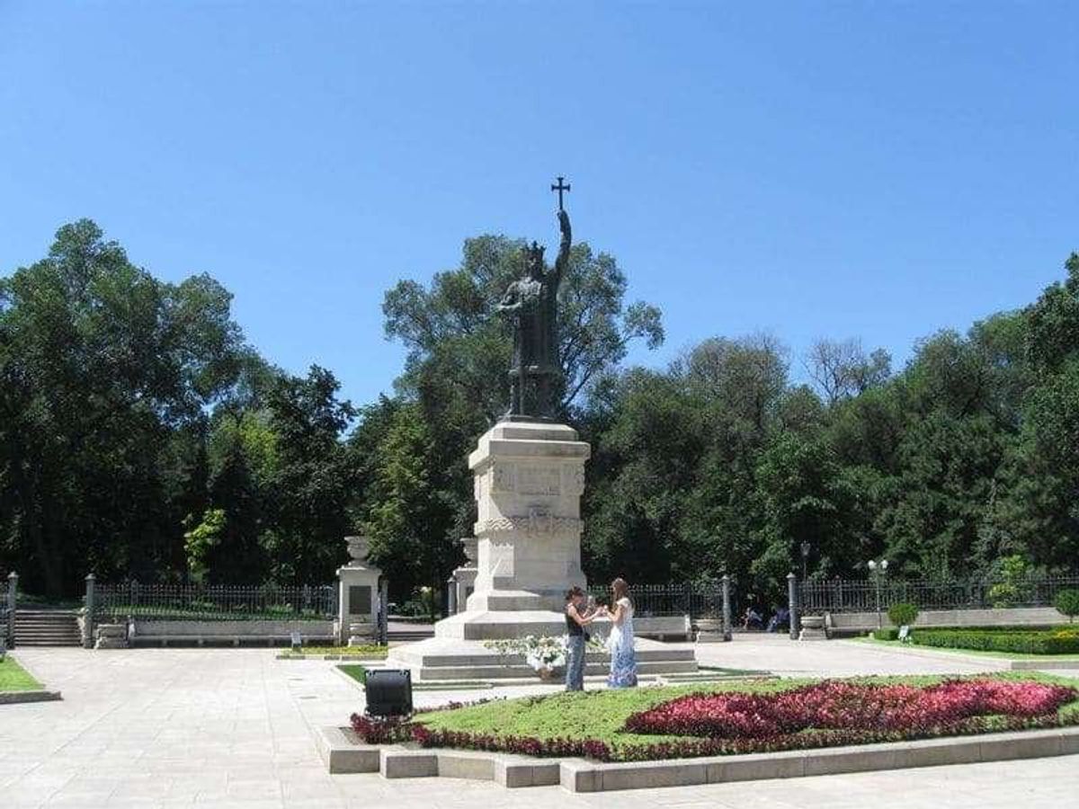 Monument to Stephen the Great of Mold...