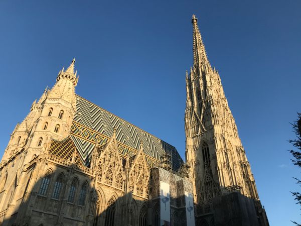 オーストリア・ザルツブルグ、ウィーン「オーストリア」の写真：ウィーンの街並みでザッハドルテ