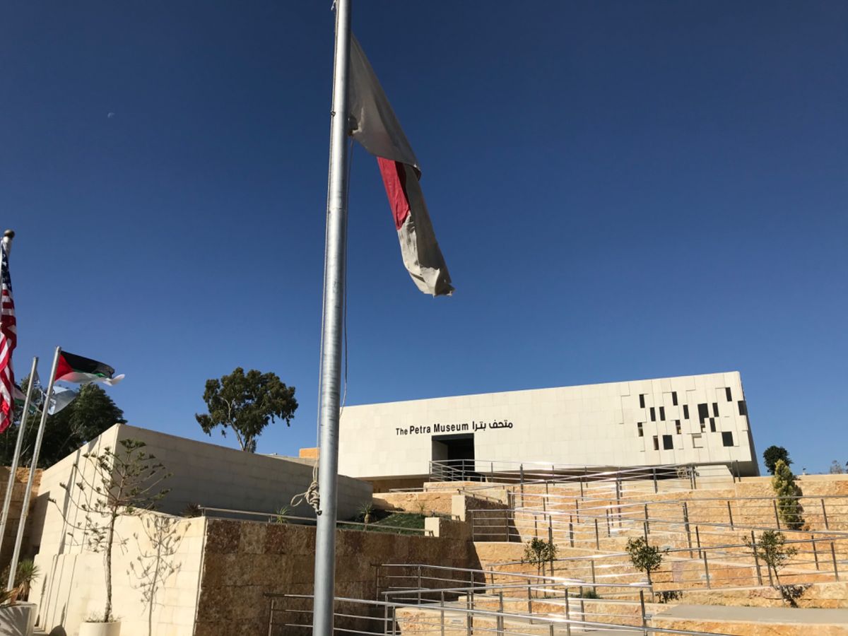 ペトラ遺跡を散策