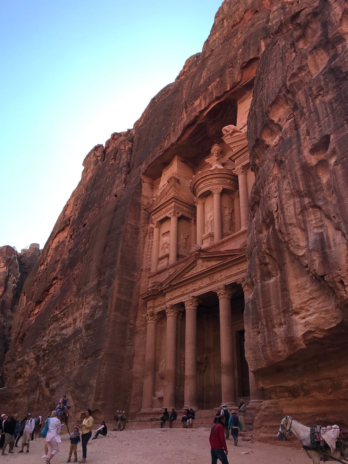 ペトラ遺跡を散策