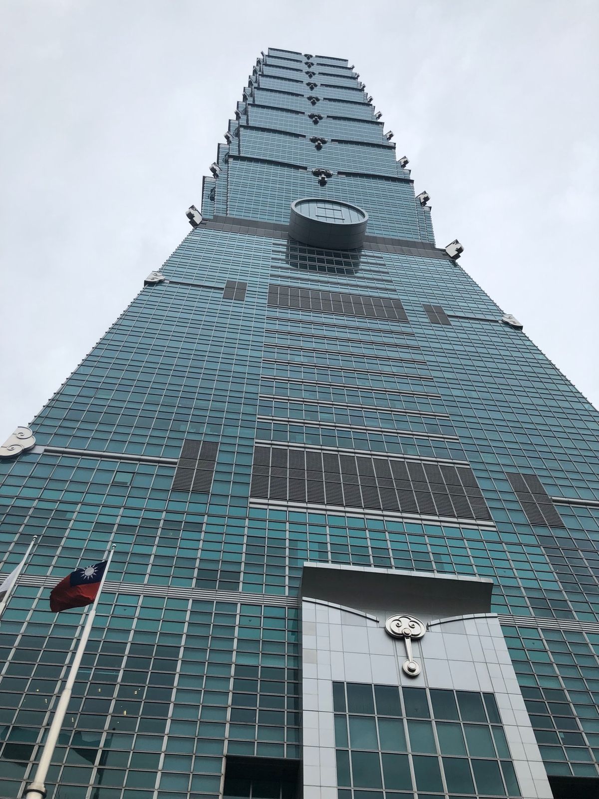 台北101
夜景は混むと聞いて午前中に行ってみたらすいていた。ちょこっとみ...