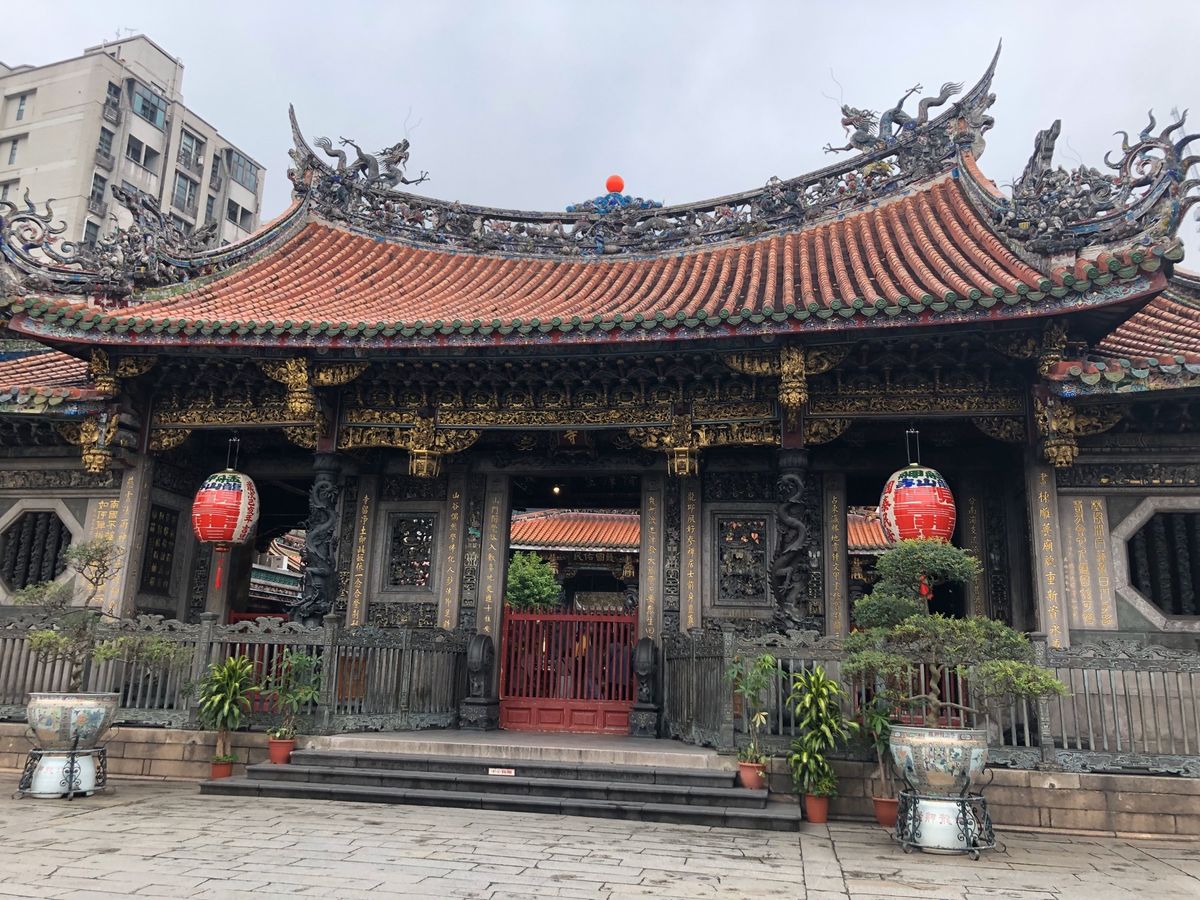 朝イチの地震
近くではないけど建物が古い？せいか揺れた～。
と、思ったら私...