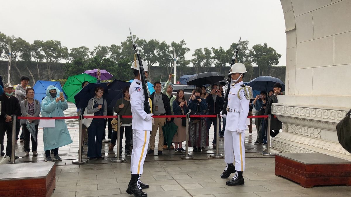 朝イチの地震
近くではないけど建物が古い？せいか揺れた～。
と、思ったら私...