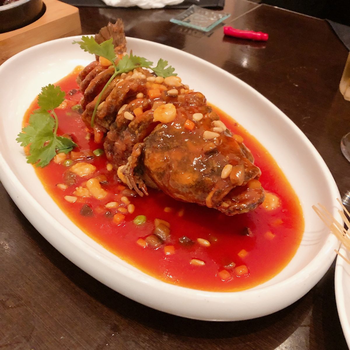 上海行くたびに食べる毛沢東スペアリブ
よくでてくる川魚丸ごと料理
めちゃめ...