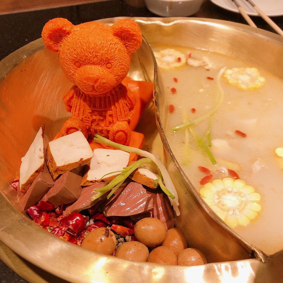 上海行くたびに食べる毛沢東スペアリブ
よくでてくる川魚丸ごと料理
めちゃめ...