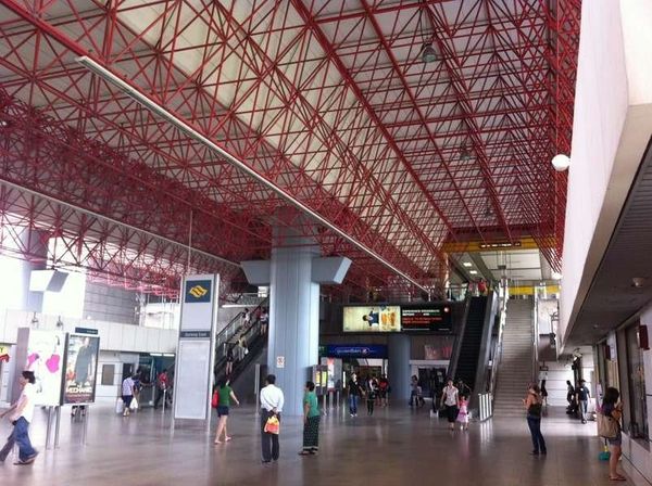 シンガポール・シンガポール「2011年 シンガポール　滞在中のありふれた写真」の写真：Jurong East MRT駅