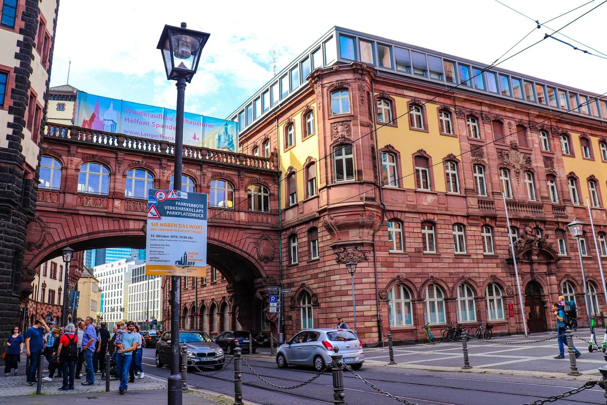 Frankfurt レーマー広場