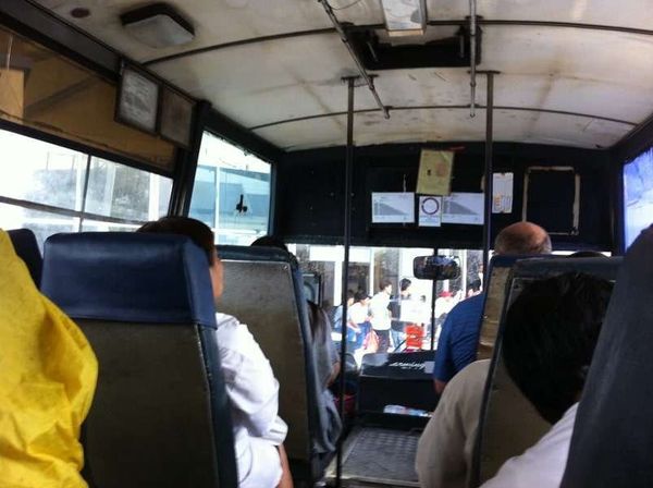 マレーシア・マラッカ「2011年 シンガポールからマラッカへ1泊2日」の写真：マラッカのバスターミナルで市バス？に乗り...