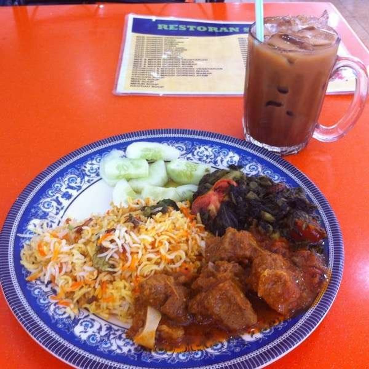 ブラウン管のテレビ売ってました。