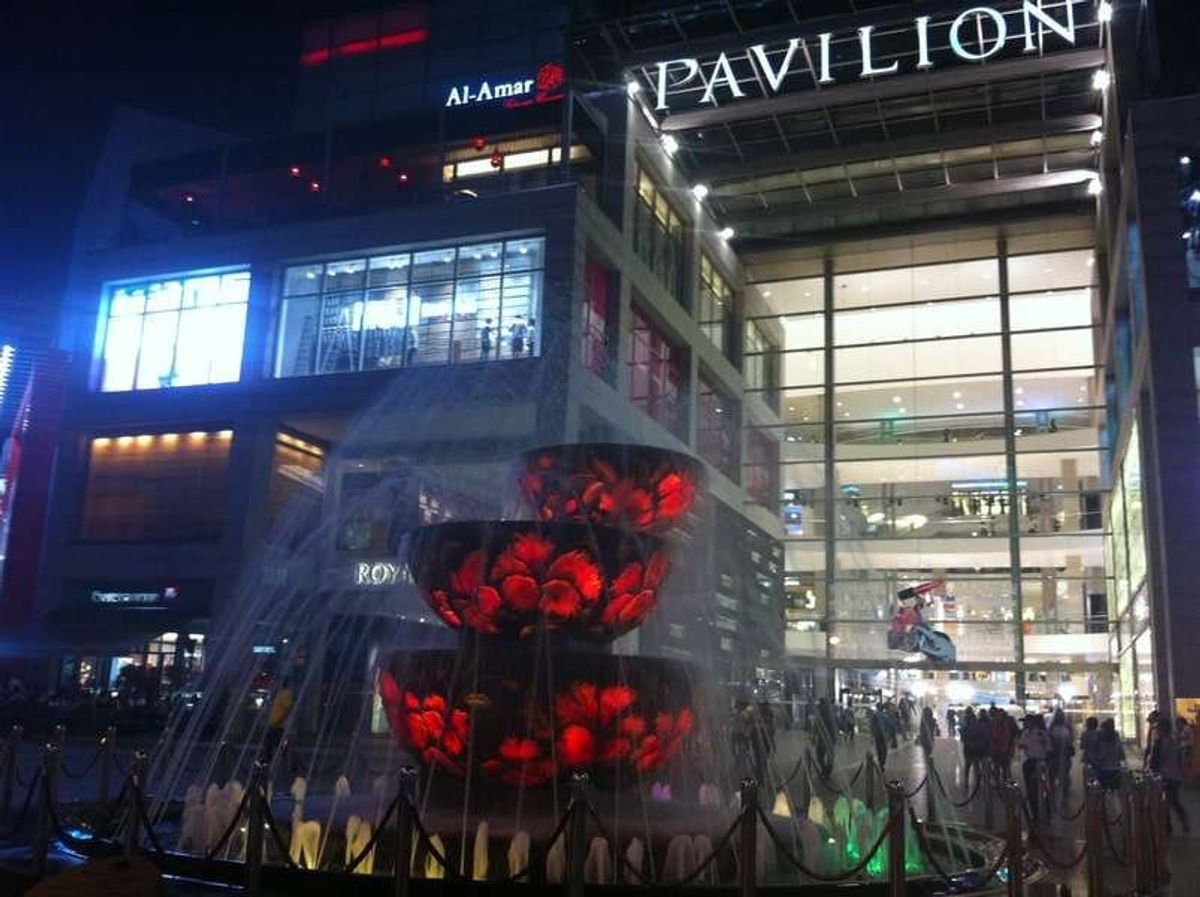 ブキット・ビンタンの綺麗なショッピングモール