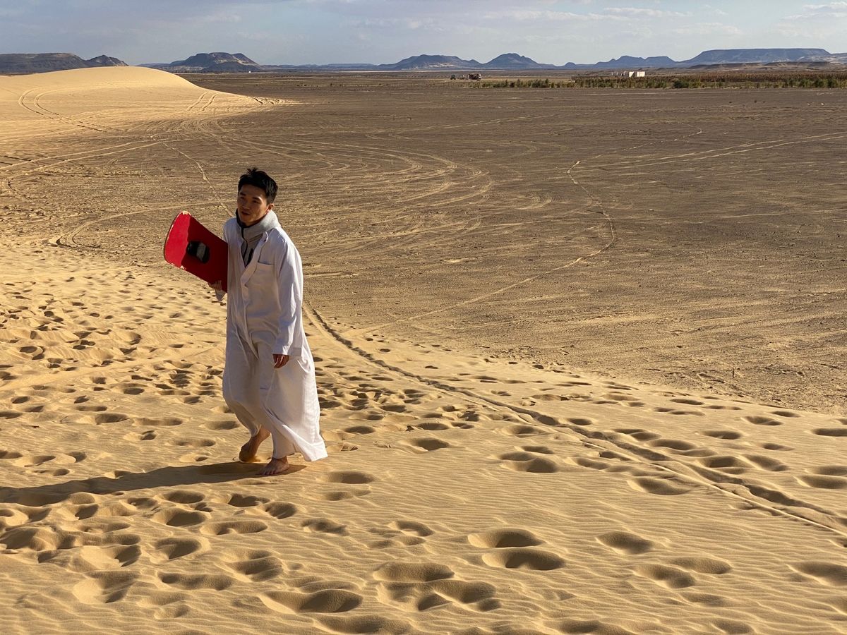 むっちゃ綺麗な砂漠ですべってみた！が、砂が深すぎてゆっくり。。笑

しかし...