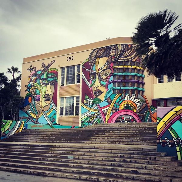 アメリカ(米国)・ラスベガス ロサンゼルス「Hollywood」の写真：ハリウッド高校