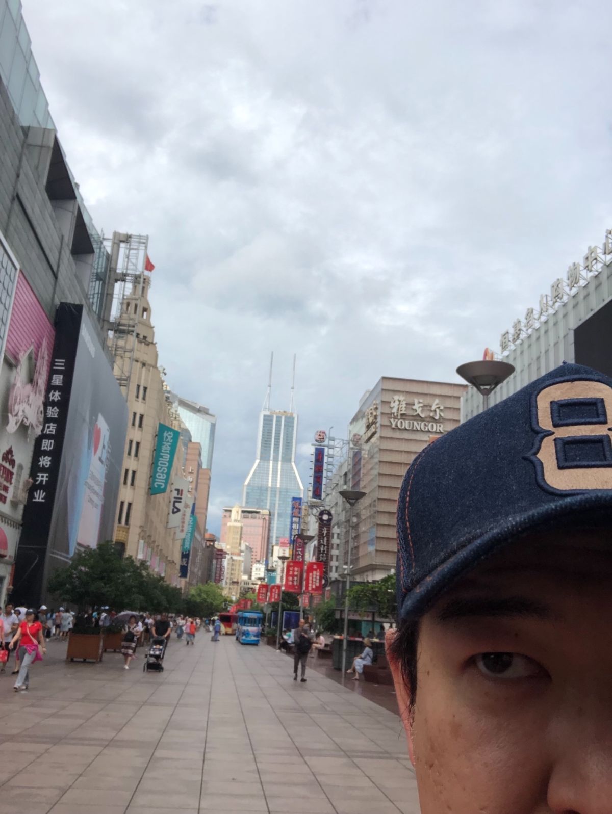 湖南料理が四川以上に辛いと認識した。
ルートは羽田⇨上海⇨深圳、広州⇨羽田...