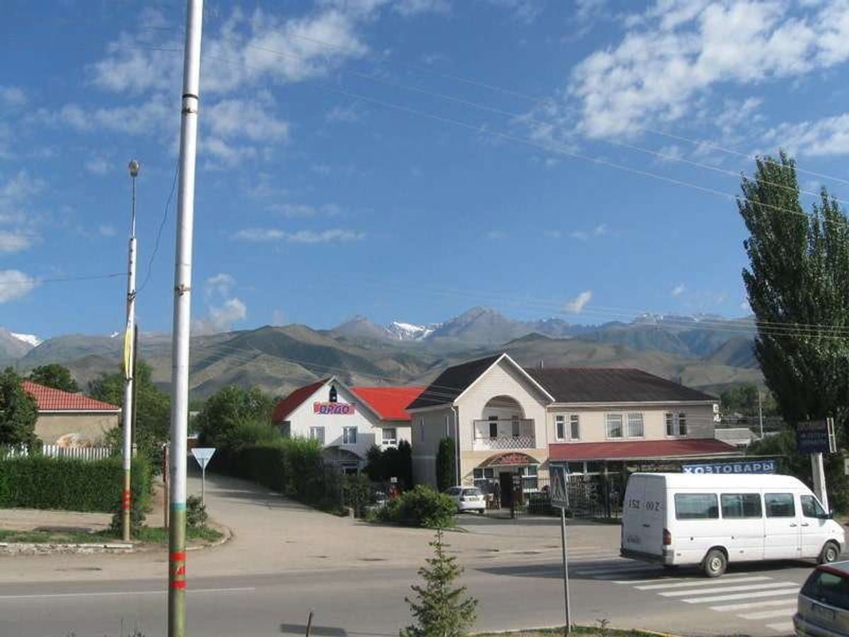 チョルポン・アタの朝。
山が綺麗。